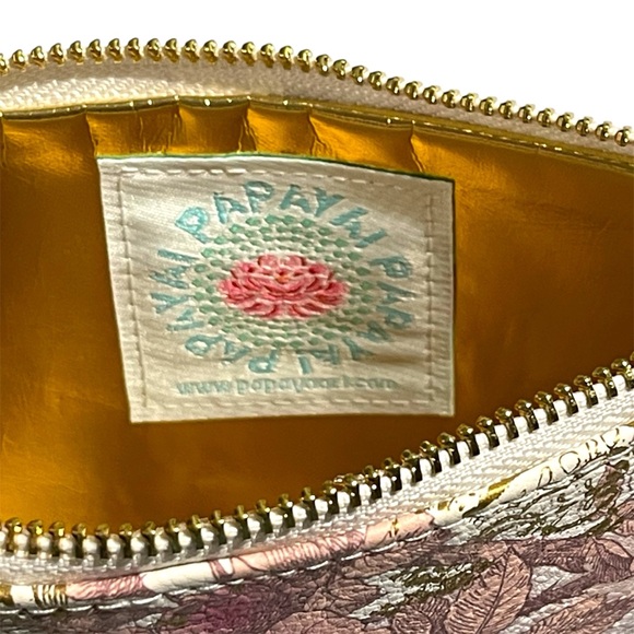 Papaya Art: Tassel Clutch Bag ✨ “ALL FOR LOVE” ✨ • NEW W/ TAG • - Picture 5 of 6